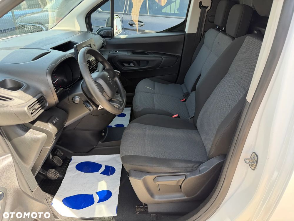 Citroën BERLINGO - 8