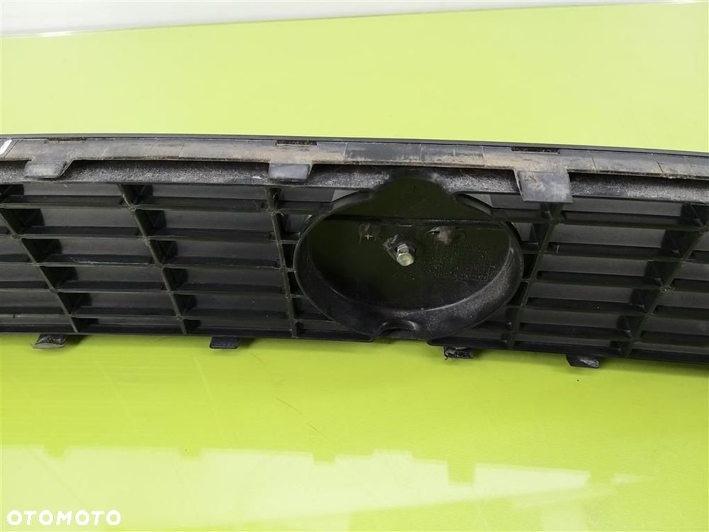 Atrapa Grill Fiat Grande Punto  2005-2012 - 4