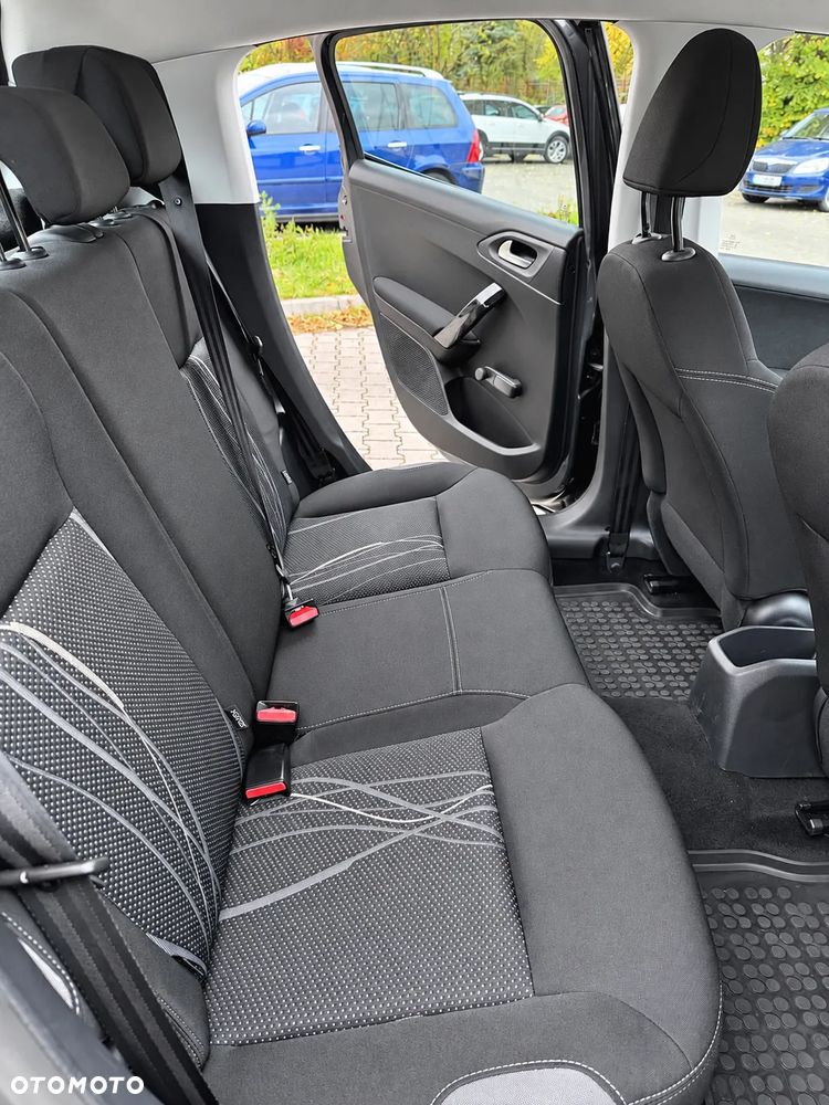Peugeot 208 1.2 VTi Allure - 11