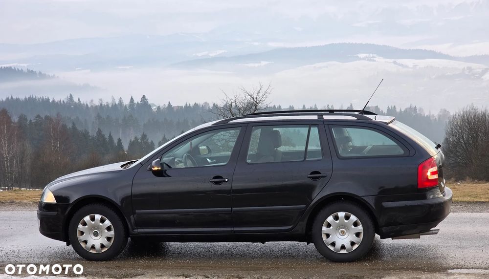 Skoda Octavia 1.6 Ambiente - 7