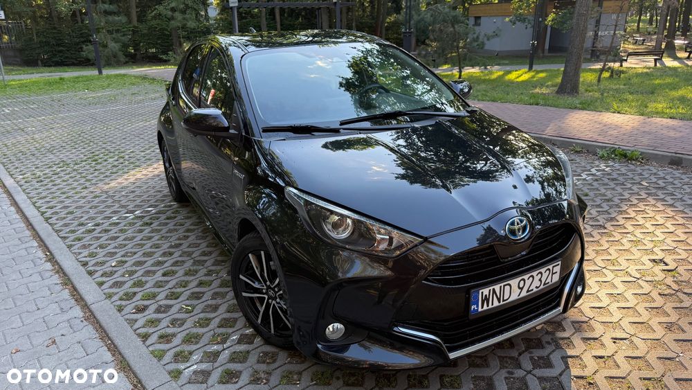 Toyota Yaris Hybrid 1.5 Premiere Edition - 2