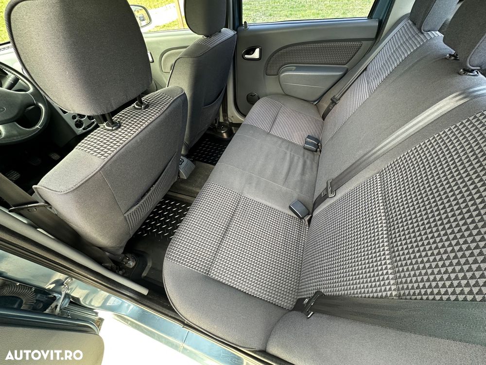 Dacia Logan K90 1.5 dCi Laureate - 13