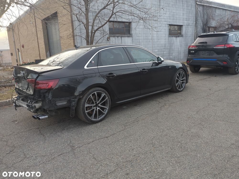 Audi S4 Limousine - 3