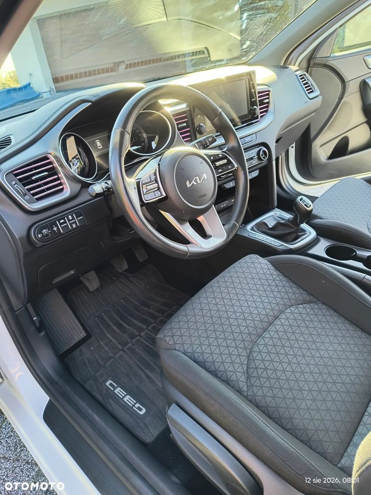 Kia Ceed 1.5 T-GDI L Business Line - 15