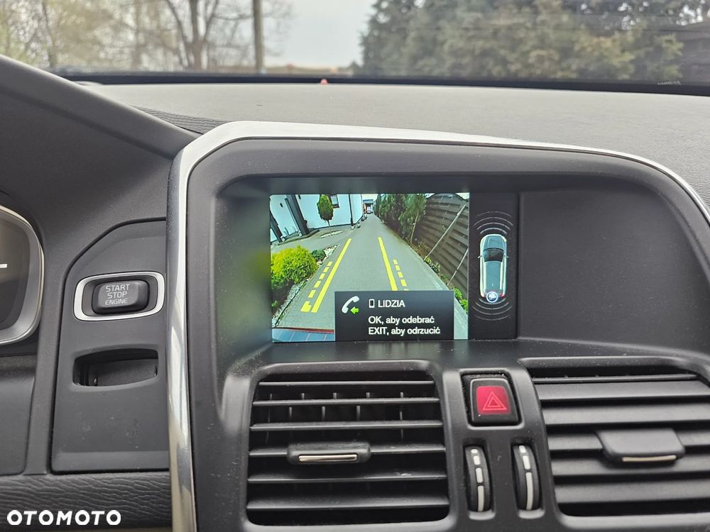 Volvo XC 60 D4 AWD Summum - 24