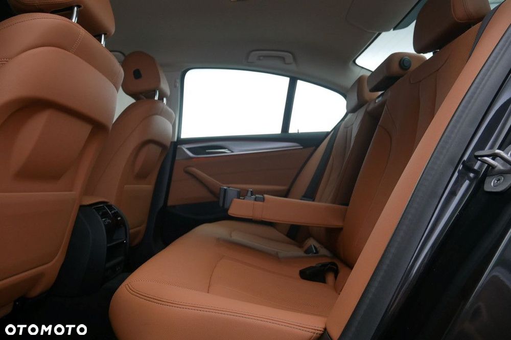 BMW Seria 5 - 15