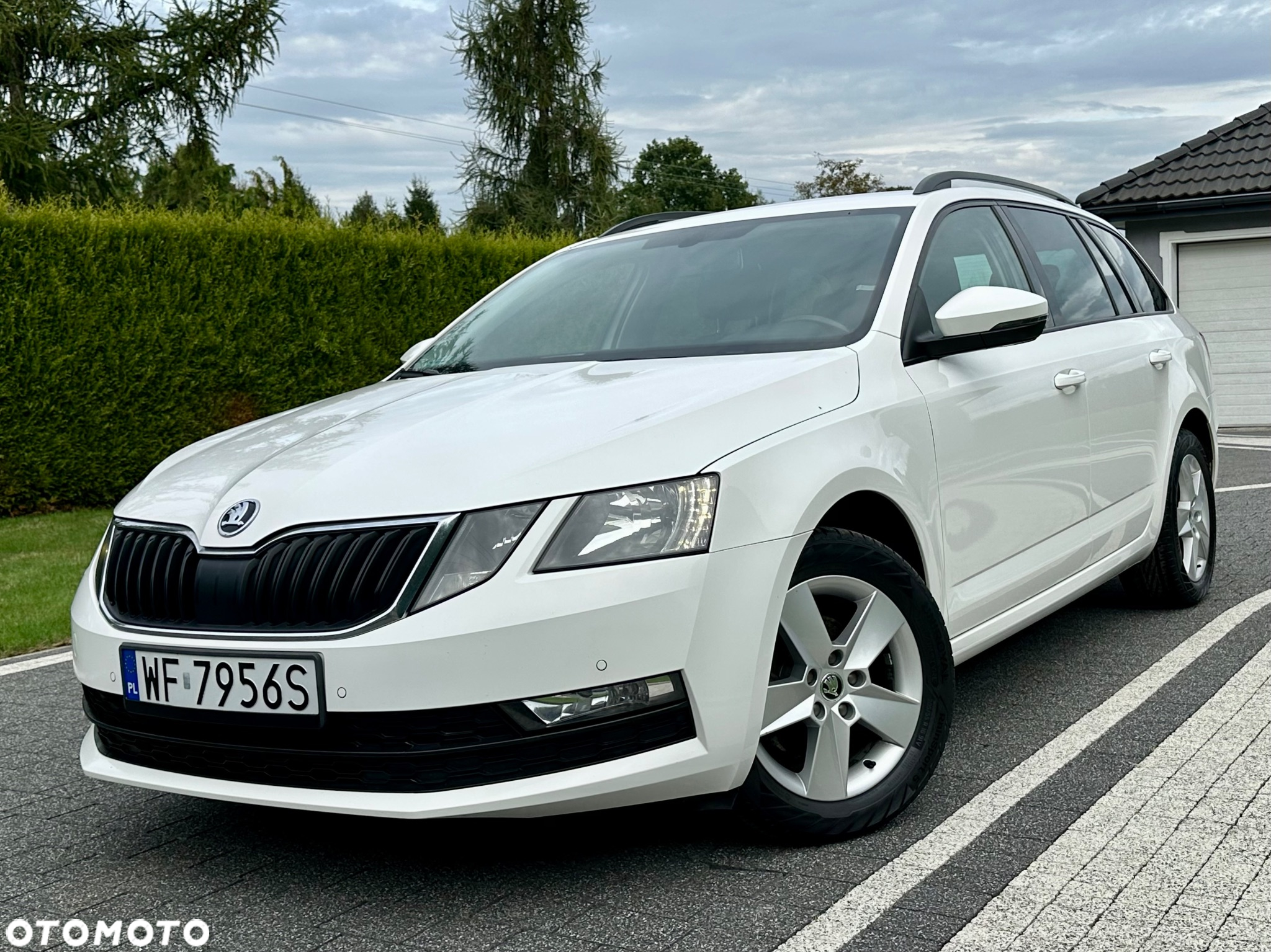 Skoda Octavia 1.6 TDI Ambition - 2