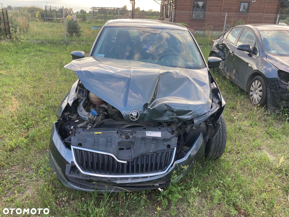 Skoda Fabia 1.0 Ambition - 2