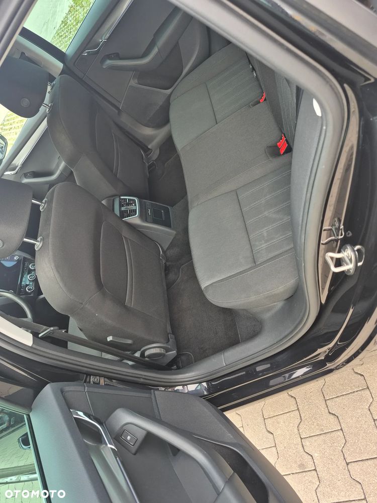 Skoda Octavia 2.0 TDI Elegance DSG - 24