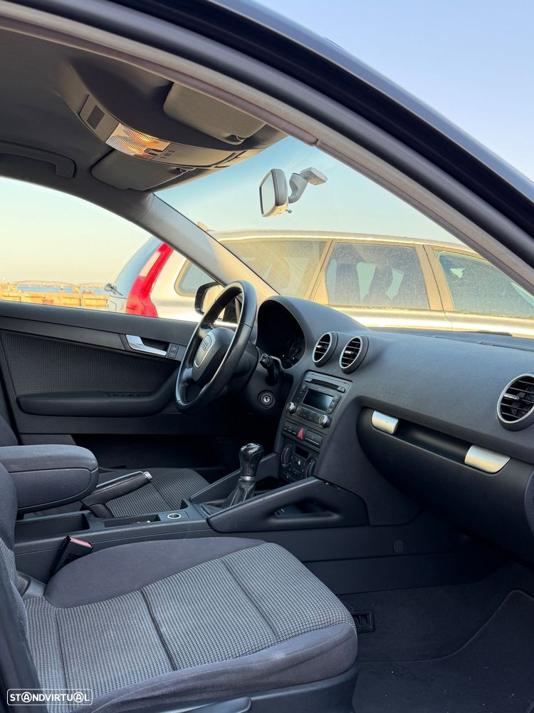 Audi A3 Sportback 1.9 TDi - 9