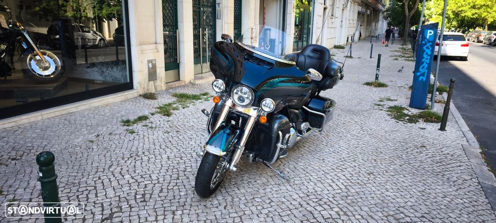 Harley-Davidson Tour Electra Glide Ultra Limited CVO - 4