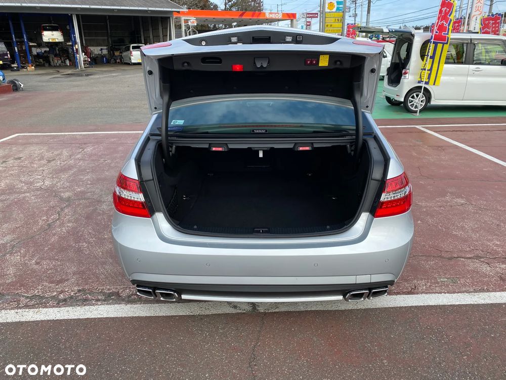Mercedes-Benz Klasa E 63 AMG AMG Speedshift 7G-MCT - 9