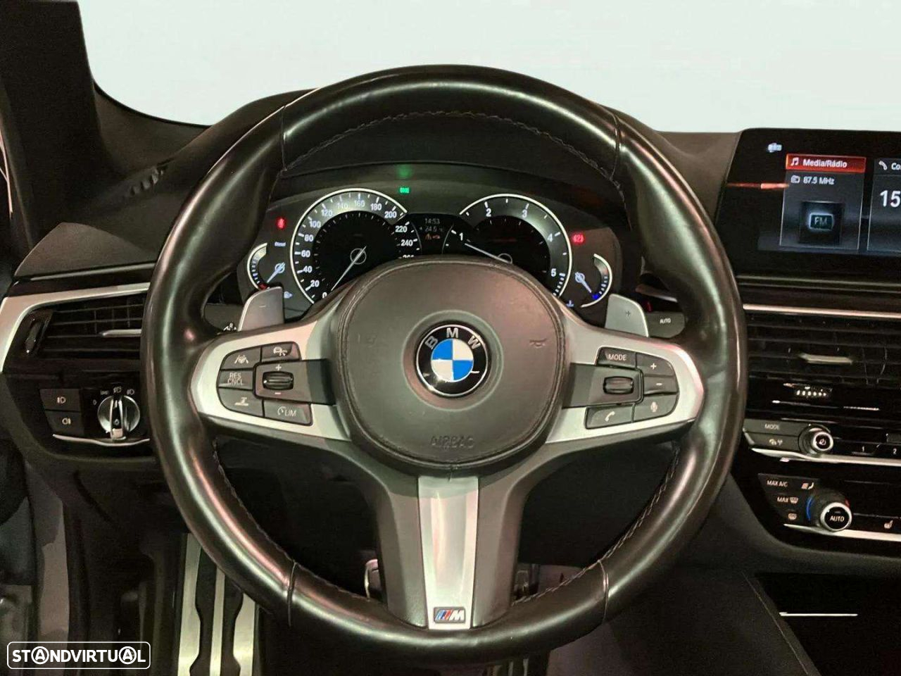 BMW 520 d Pack M Auto - 22