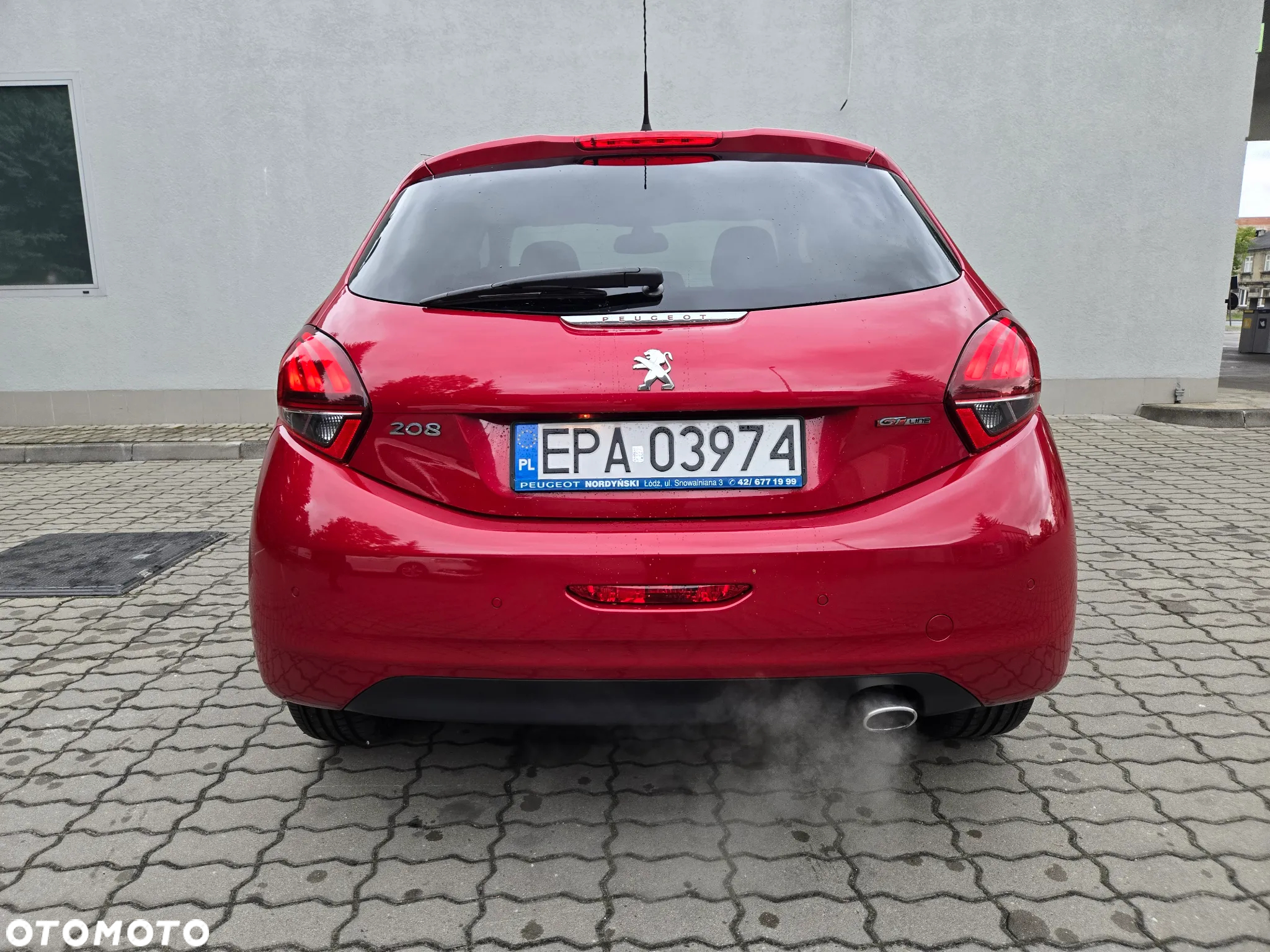 Peugeot 208 1.2 PureTech Allure S&S - 8