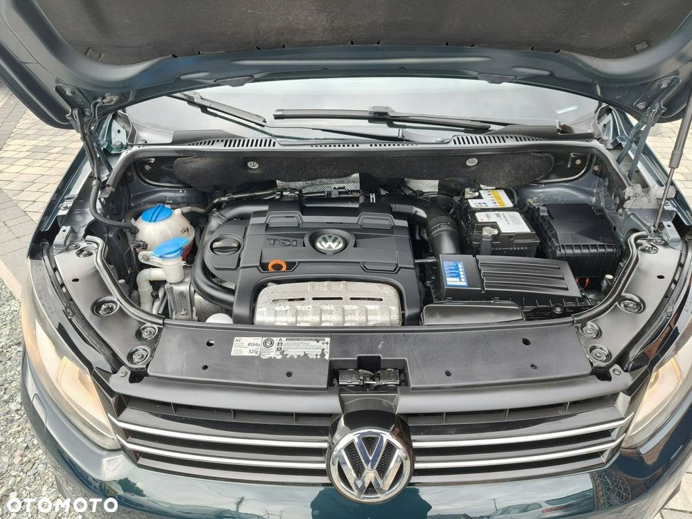 Volkswagen Touran - 31