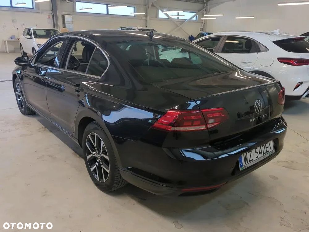 Volkswagen Passat 1.5 TSI EVO Business - 3