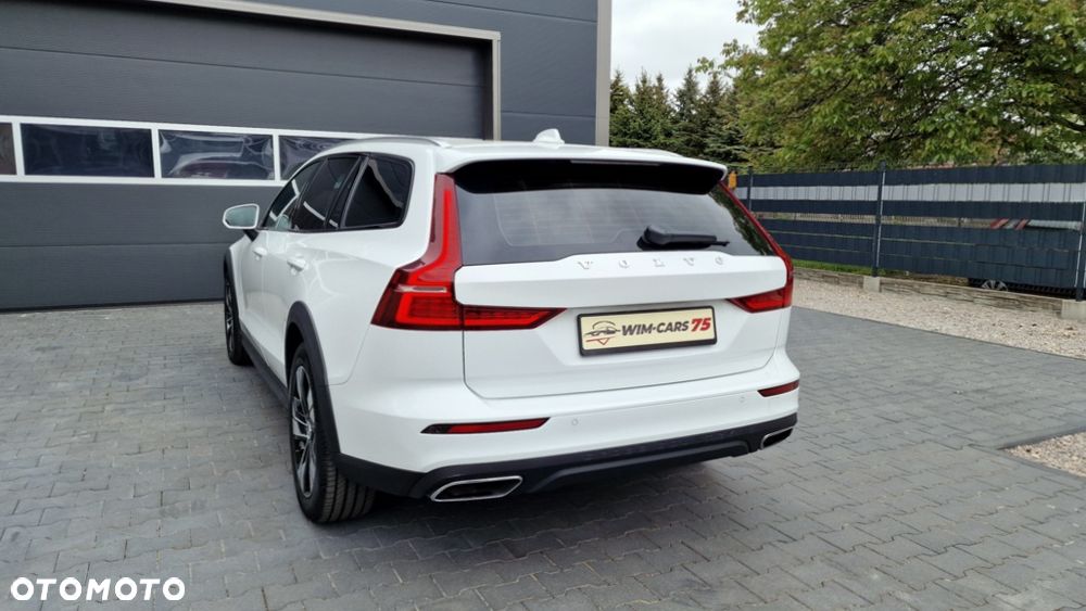 Volvo V60 Cross Country D4 AWD Geartronic - 10