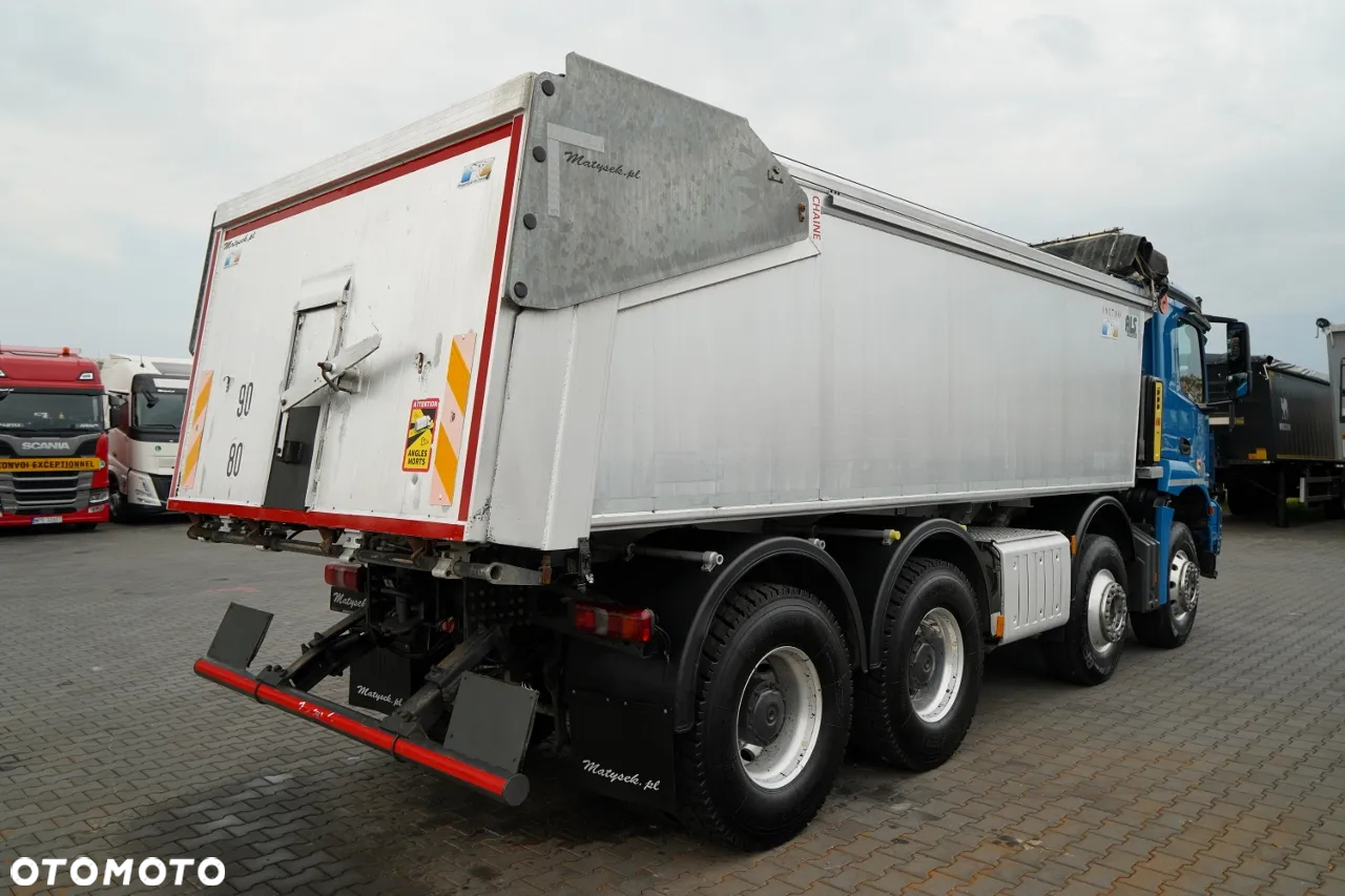 Mercedes-Benz AROCS 3243 / 8x4 / WYWROTKA 20m3 / TYLNOZSYP / EURO 6 / OPONY 100 % / ŁADOWNOŚĆ: 19,500 KG / HYDROKLAPA - 16