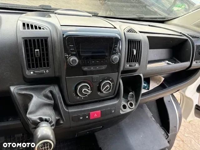 Peugeot BOXER - 12