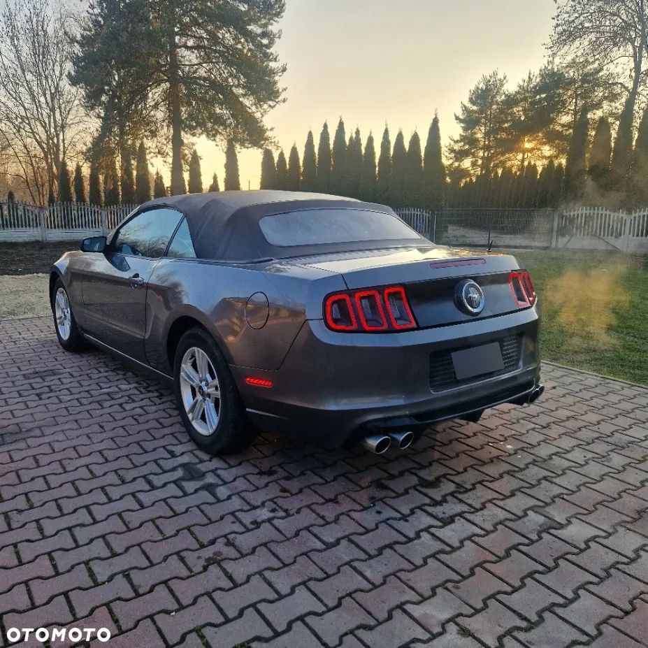 Ford Mustang 3.7 V6 - 4