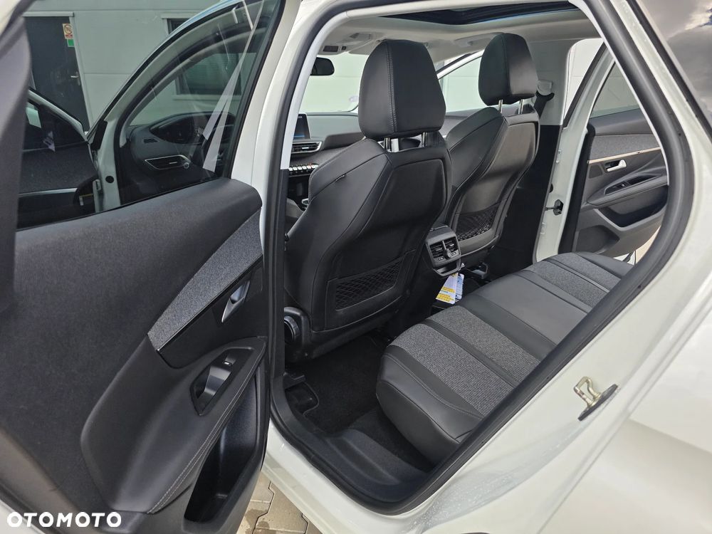 Peugeot 3008 PureTech 130 Stop & Start Crossway - 22