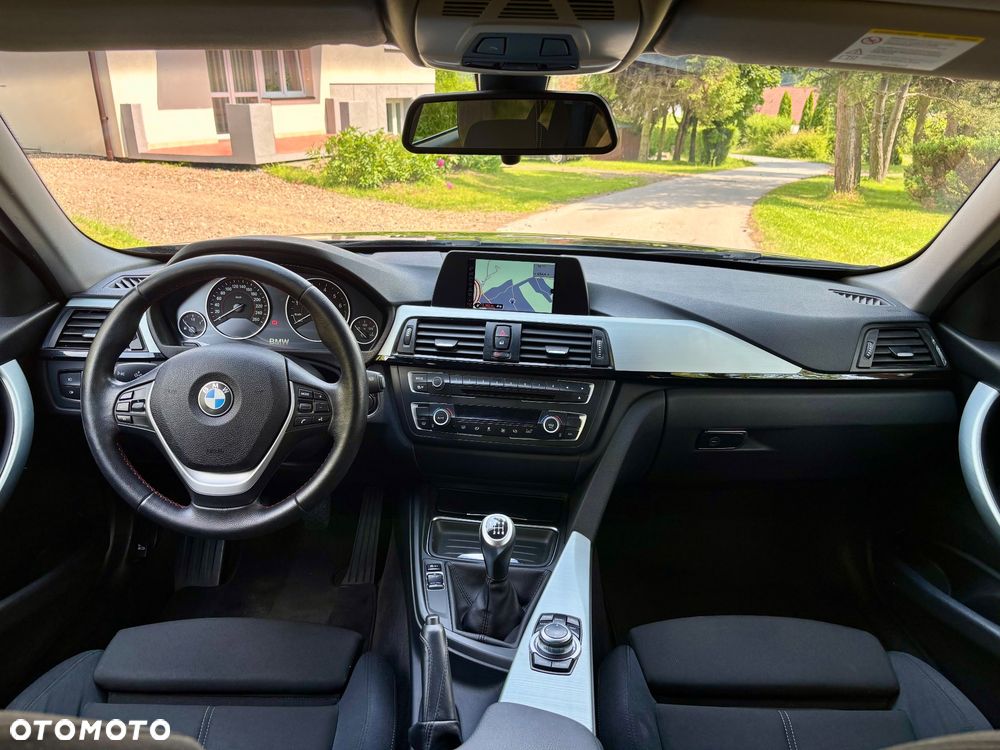 BMW Seria 3 316i Modern Line - 20