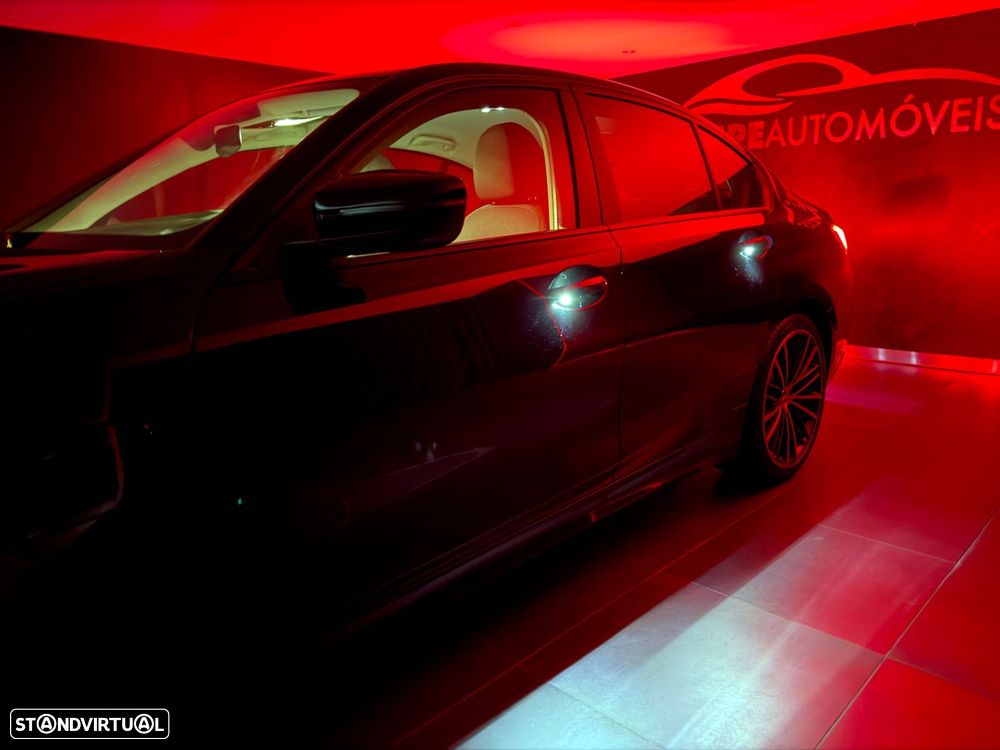 BMW 330 e Corporate Edition Auto - 38