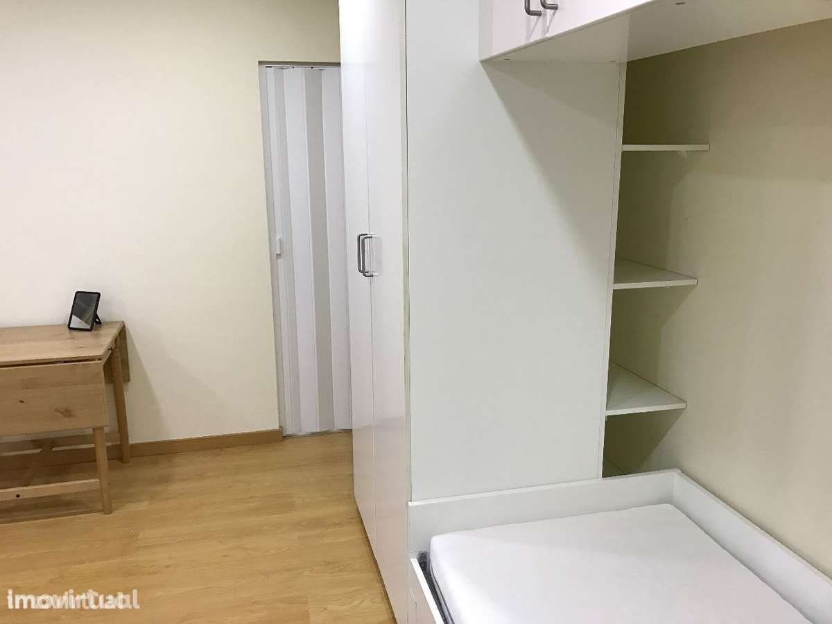 Excelente T0 na melhor zona do Areeiro - Grande imagem: 4/26