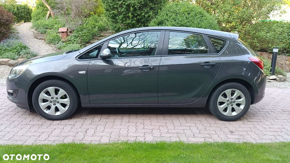 Opel Astra 1.4 T Enjoy EU6 - 4