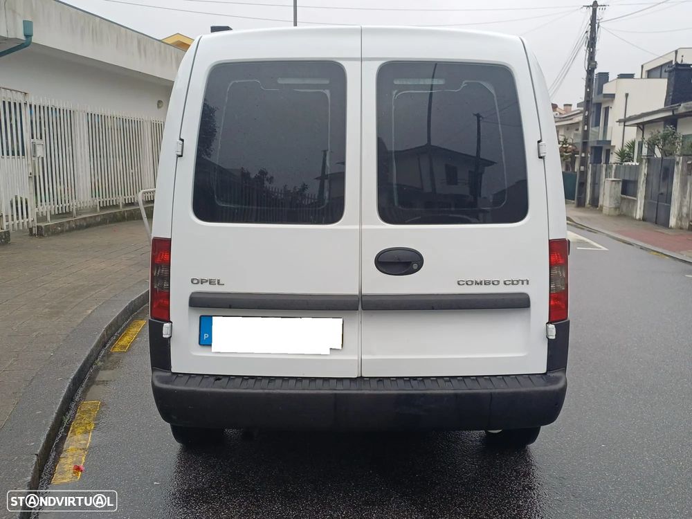 Opel COMBO 1.3 CDTI 75 CV - AR CONDICIONADO - 4