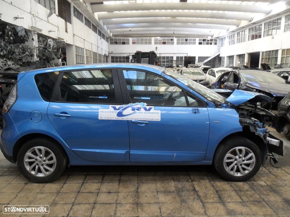 Renault Senic III 1.5 dci - Viatura para peças - 4