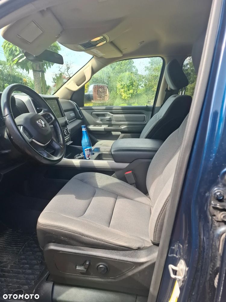 RAM 1500 5.7 Crew Cab Bighorn - 9