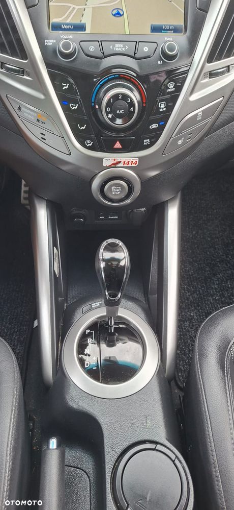 Hyundai Veloster 1.6 DCT Premium - 17