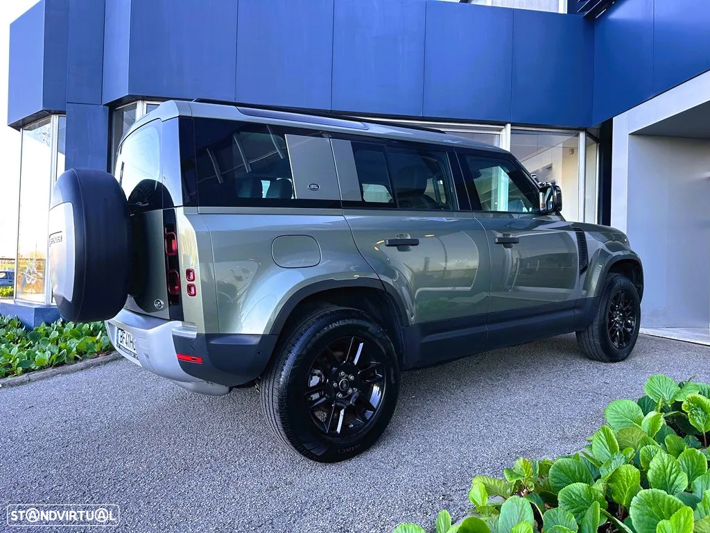 Land Rover Defender 110 D240 S - 19