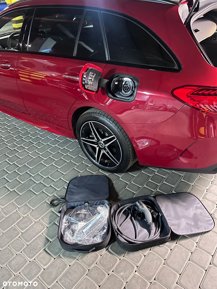 Mercedes-Benz Klasa C 300 e PHEV - 16