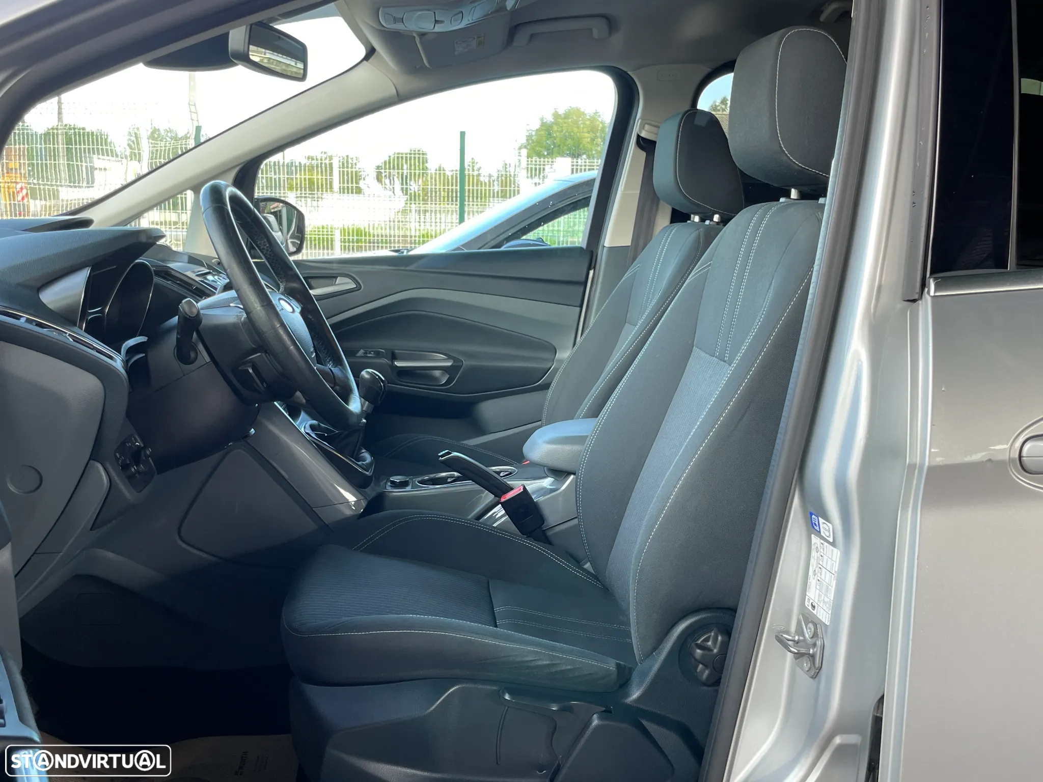 Ford Grand C-Max 1.6 TDCi Titanium Edition S/S - 17