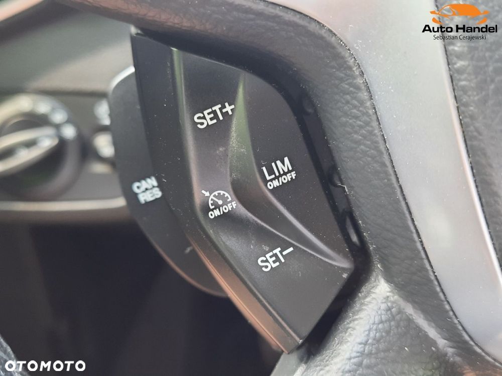 Ford Kuga 2.0 TDCi 4x2 Titanium - 22
