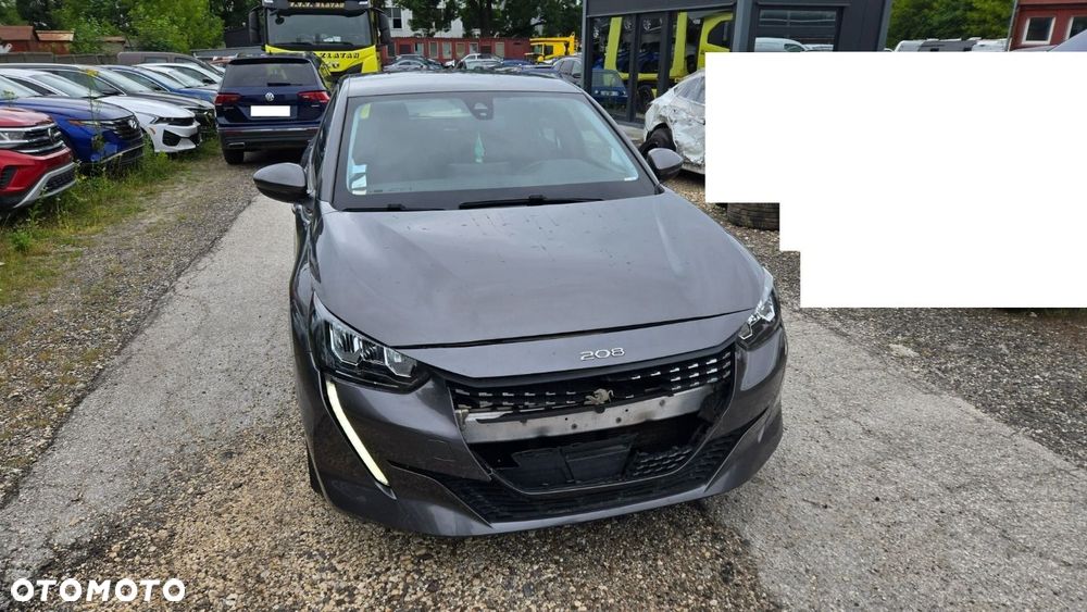 Peugeot 208 - 1