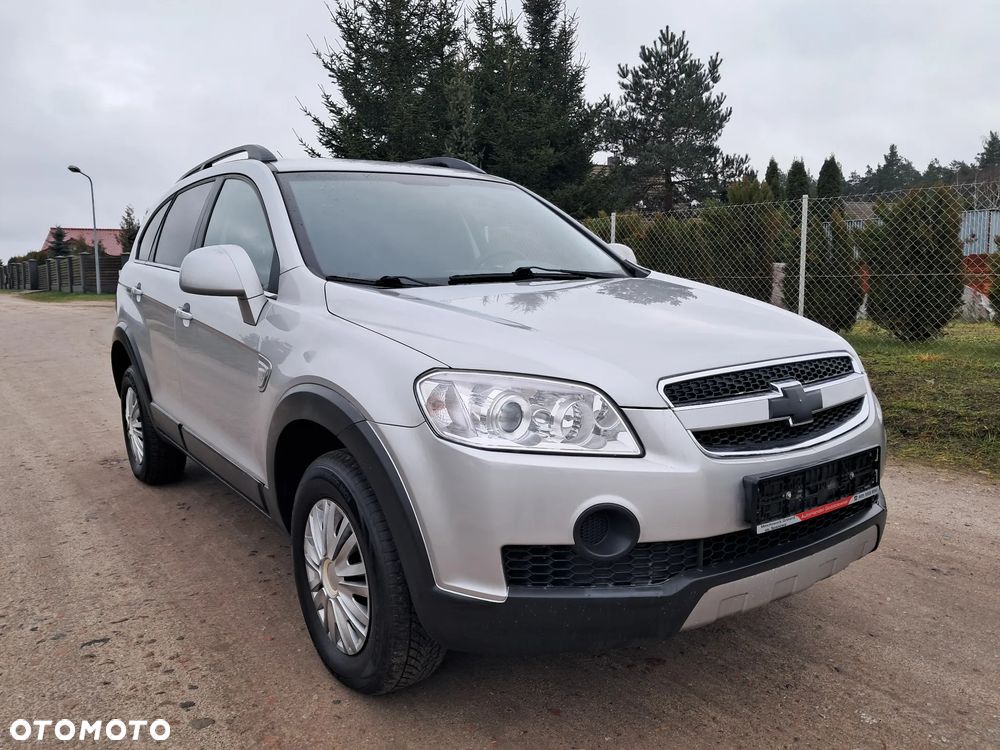 Chevrolet Captiva 2.4 2WD 5 Sitzer LS - 9