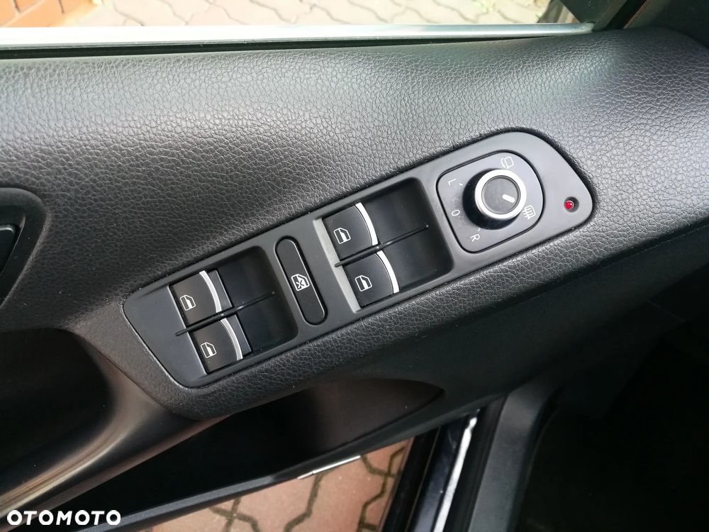 Volkswagen Tiguan 2.0 TDI 4Mot Sport&Style DSG - 11