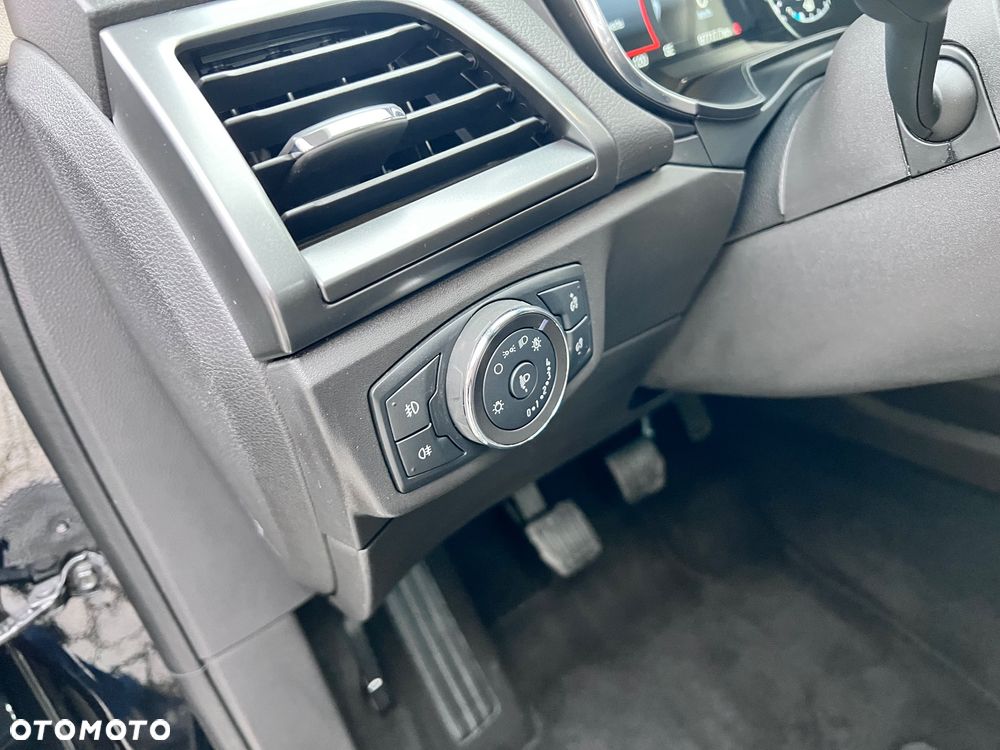 Ford Mondeo - 9