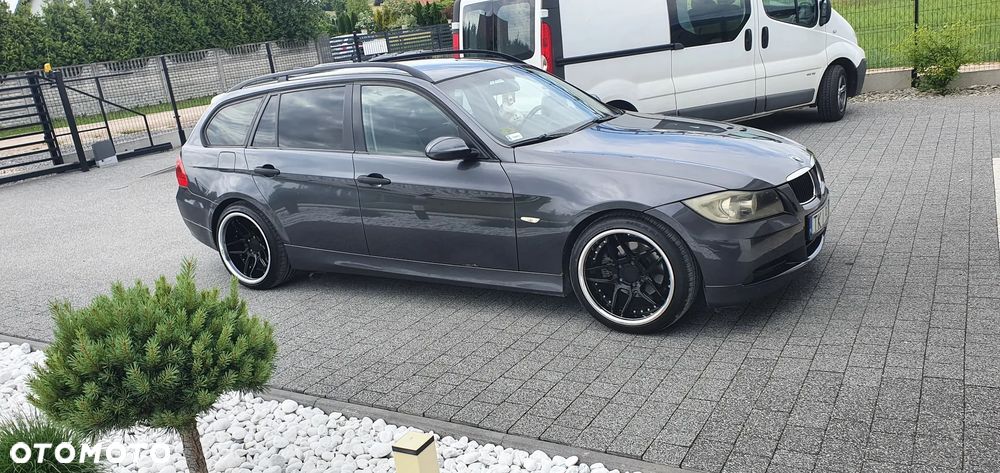 BMW Seria 3 320d DPF - 3