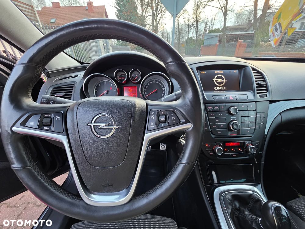 Opel Insignia 2.0 CDTI - 17