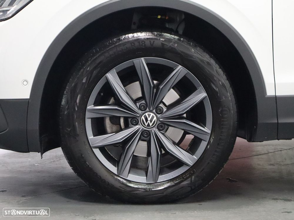 VW Tiguan Allspace 2.0 TDI Life DSG - 26