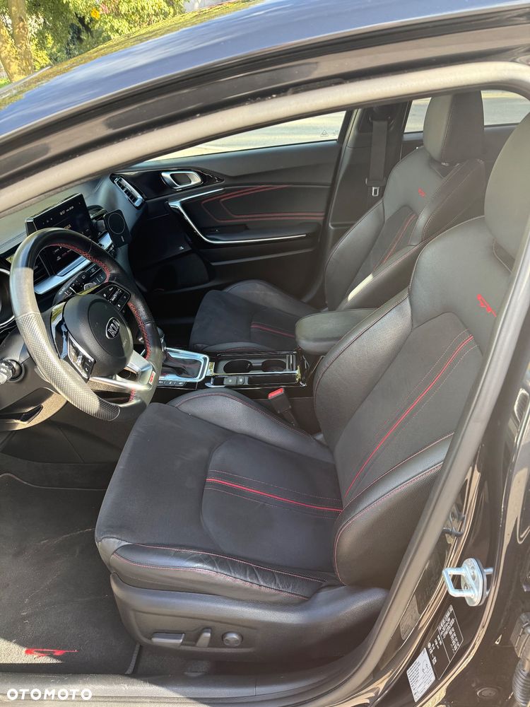 Kia ProCeed 1.6 T-GDI GT DCT - 18