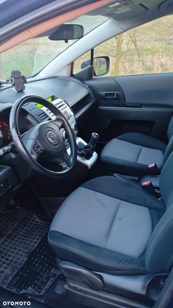 Mazda 5 - 5