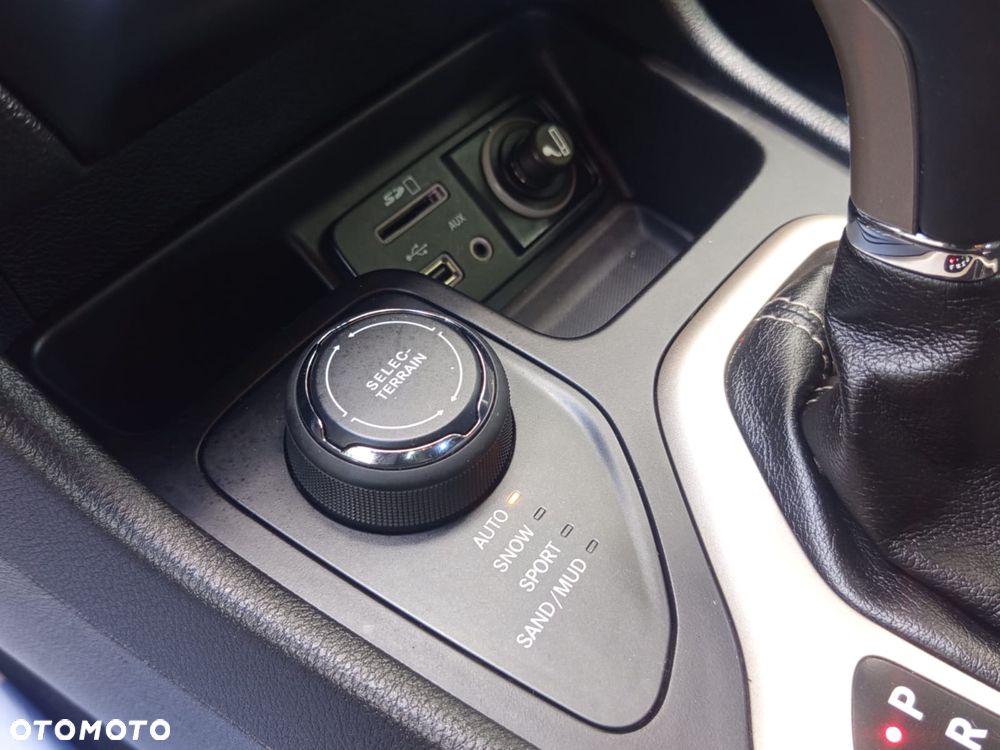 Jeep Cherokee 2.0 Multijet Active Drive II Automatik Limited - 33