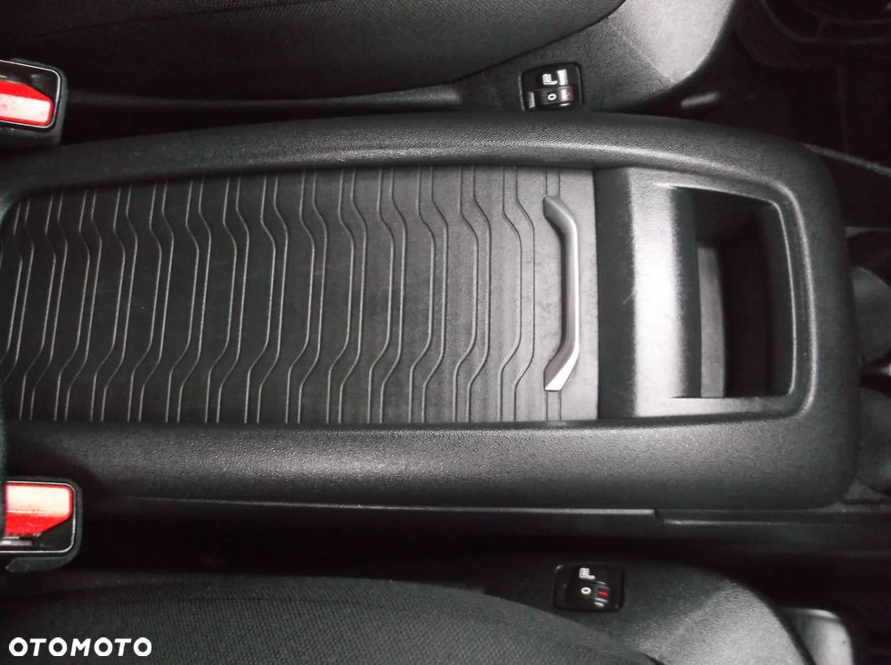 Citroën C4 Grand Picasso e-HDi 115 ETG6 Business Class - 23