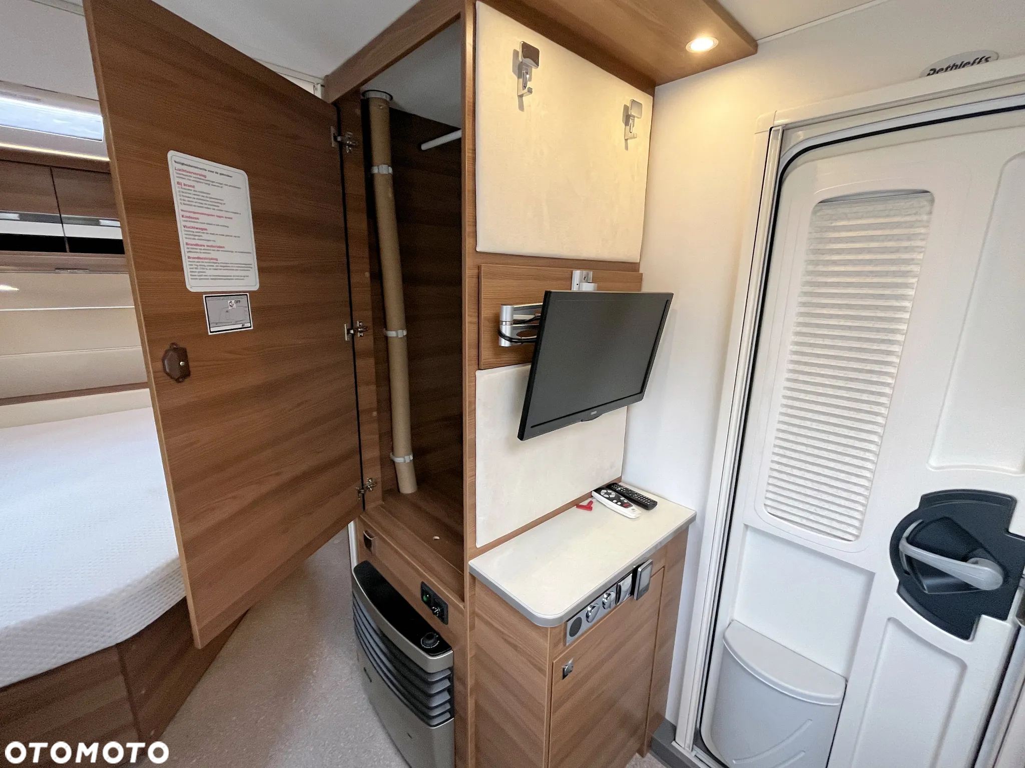 Dethleffs Nomad 470FR - 14