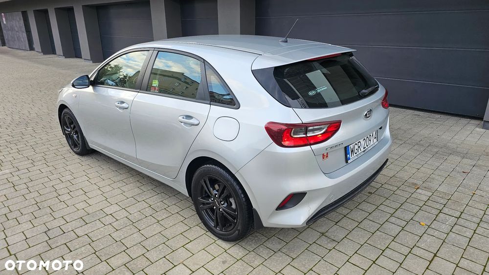 Kia Ceed 1.6 CRDi SCR M - 3